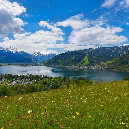 Apartment Gokaprun Mit Blick Auf Die Berge Exterior photo